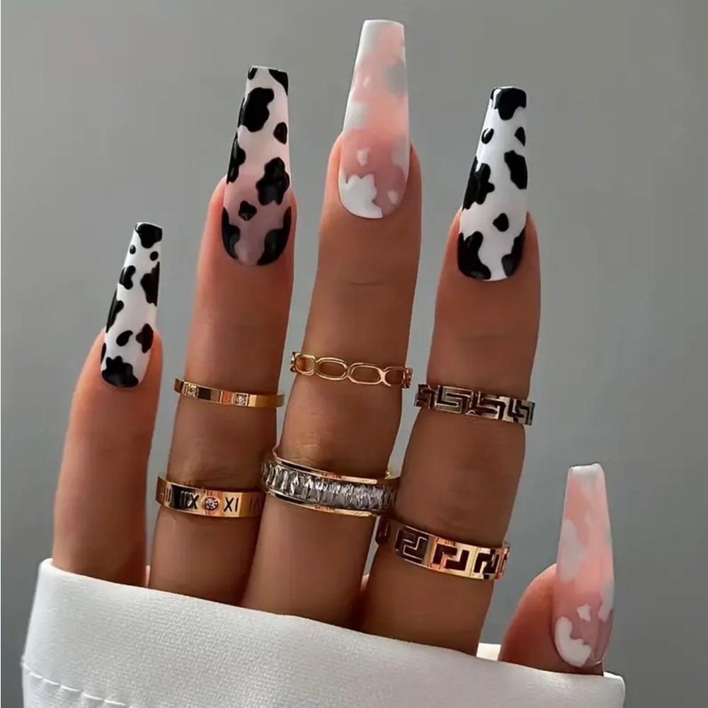Press-On Nails with Epic Nail Art (Nail Glue Included!)